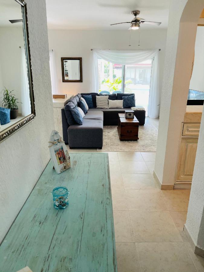 Villa Bella 3Br Wifi Bikes Beach Access (Adults Only) بلايا ديل كارمن المظهر الخارجي الصورة