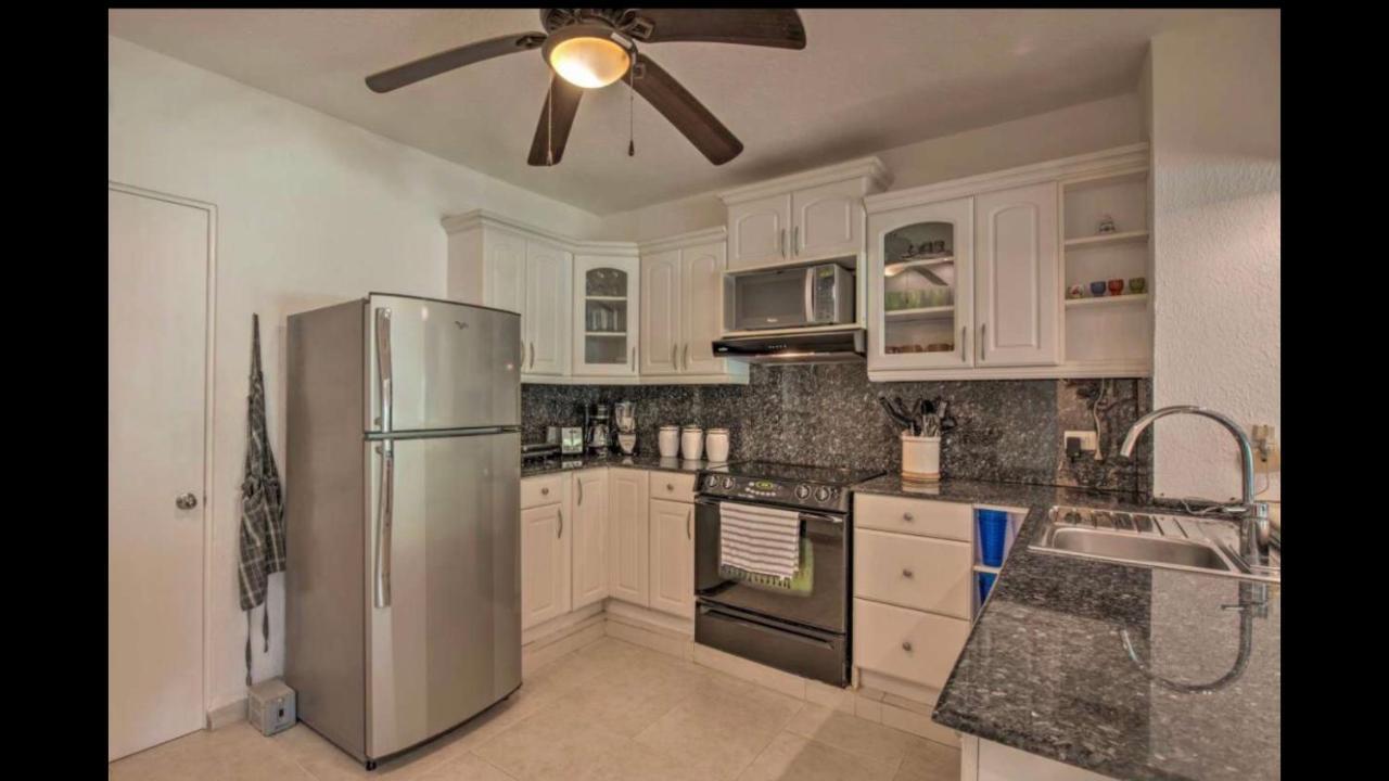 Villa Bella 3Br Wifi Bikes Beach Access (Adults Only) بلايا ديل كارمن المظهر الخارجي الصورة